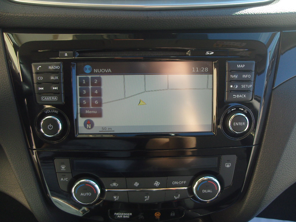NISSAN QASHQAI 1.6 DCI AUTOMATICO